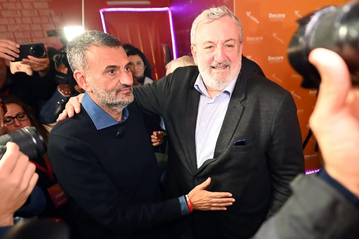 Puglia, la resurrezione di Michele Emiliano