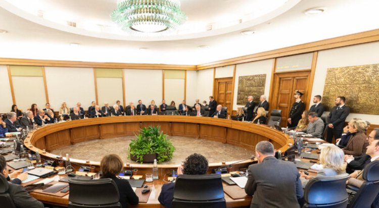 Regione Puglia-Csm, tutte le strade respinte: il futuro di Emiliano è ora appeso a una decisione del plenum