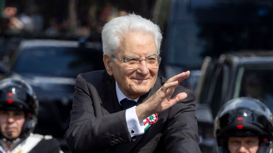 2 Giugno, 80 anni della Repubblica: Mattarella: "Siamo il risultato di tante migrazioni e non ci dispiace affatto"