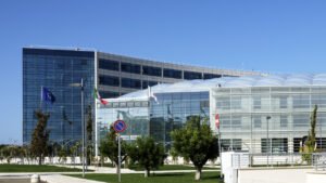 Chi coprirà il deficit di 349 milioni di euro della sanità pugliese?