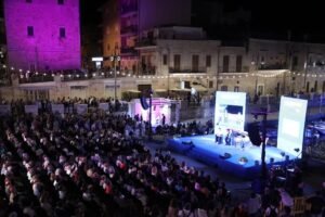Conversazioni dal Mare 2026: a Giovinazzo tre giorni per raccontare il presente