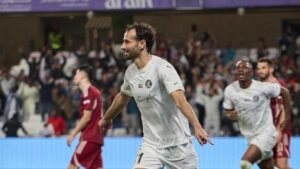Ferrari: "Pirlo, le preghiere dei compagni e i droni intercettati. Il mio anno di calcio a Dubai"
