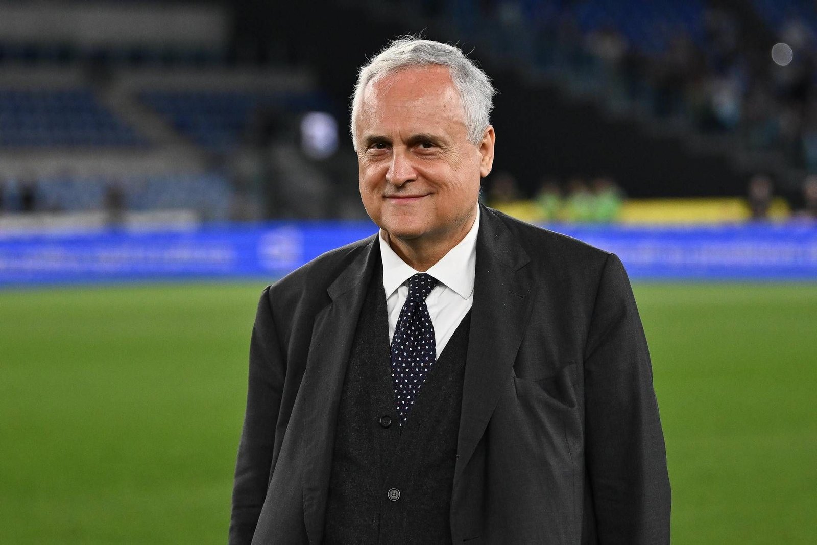 Lazio, la lettera di Lotito ai tifosi: la cessione e il messaggio del presidente