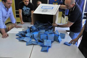 Le città al voto: sinistra in vantaggio a Chieti, Agrigento e in Puglia