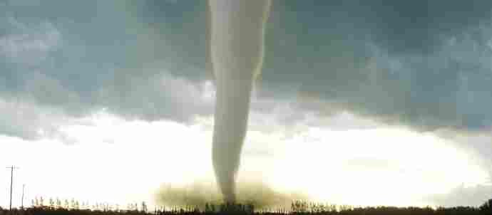 Meteo Puglia: grosso tornado avvistato nel foggiano, video sui social