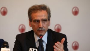 Mps sotto assedio, Lovaglio studia le contromosse