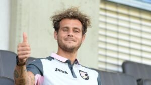 Quindici squadre, tre continenti e il Cesena: nel mondo di Diamanti non c'è nulla di banale.